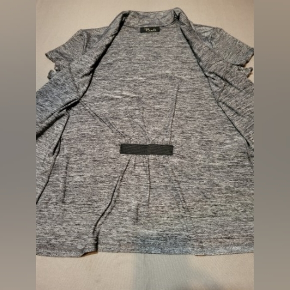 Bali Grey Ruffled Short Sleeved Open Blazer Blouse 🌿 Size Medium - Picture 4 of 6